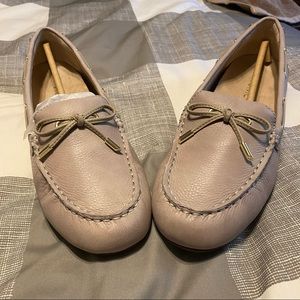 Vionic Virginia size 11 nude leather